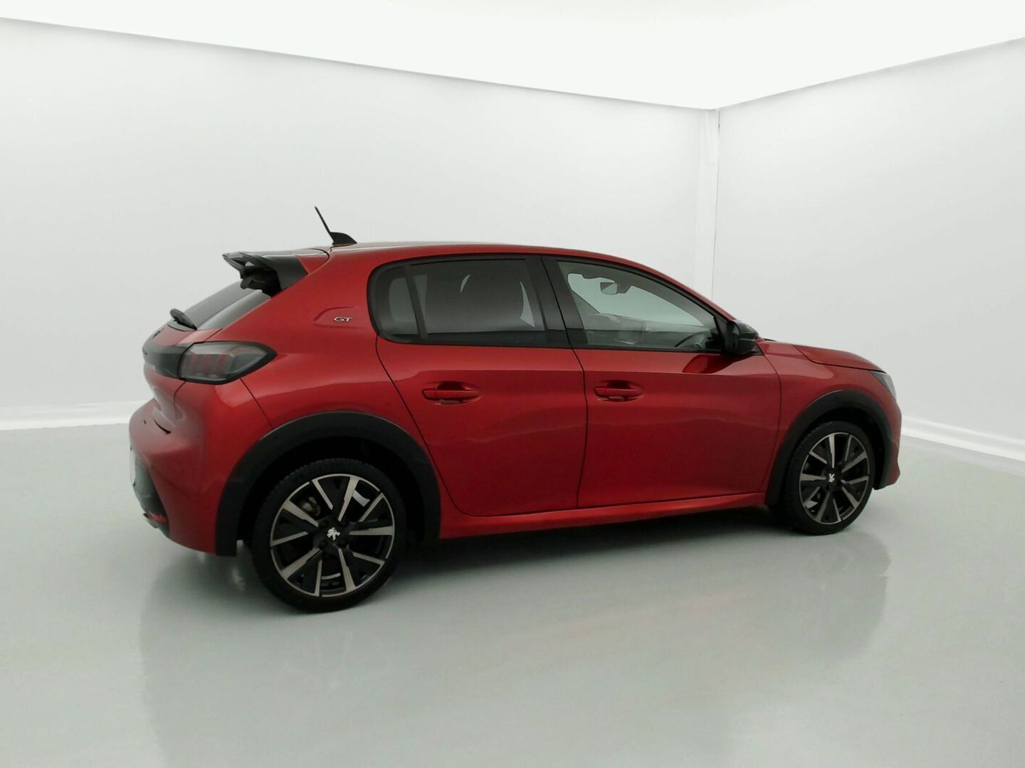 Peugeot 208 PureTech 100 GT EAT8 75 kW (100 CV)