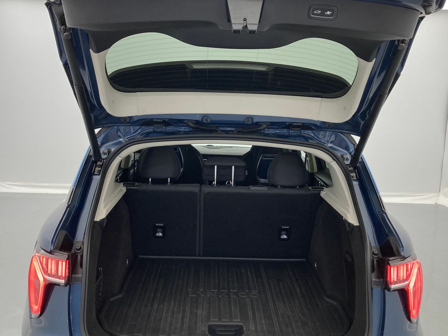 Lynk & Co 01 1.5 PHEV 192 kW (261 CV)