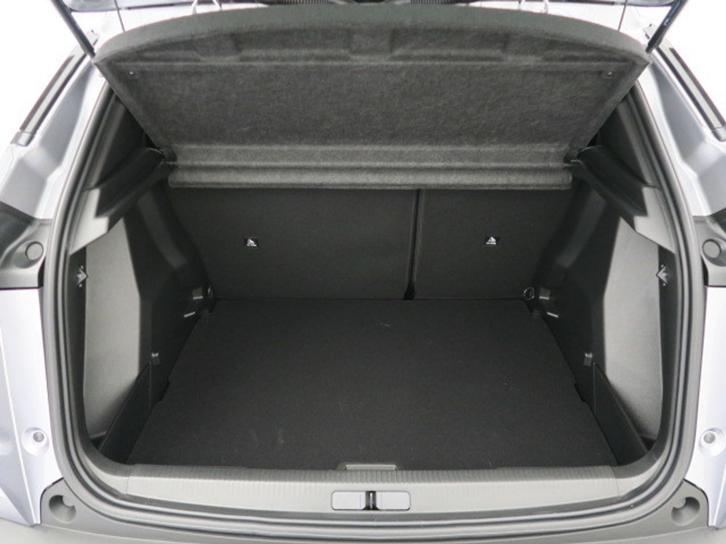 Peugeot 2008 PureTech 130 S&S Allure 96 kW (130 CV)