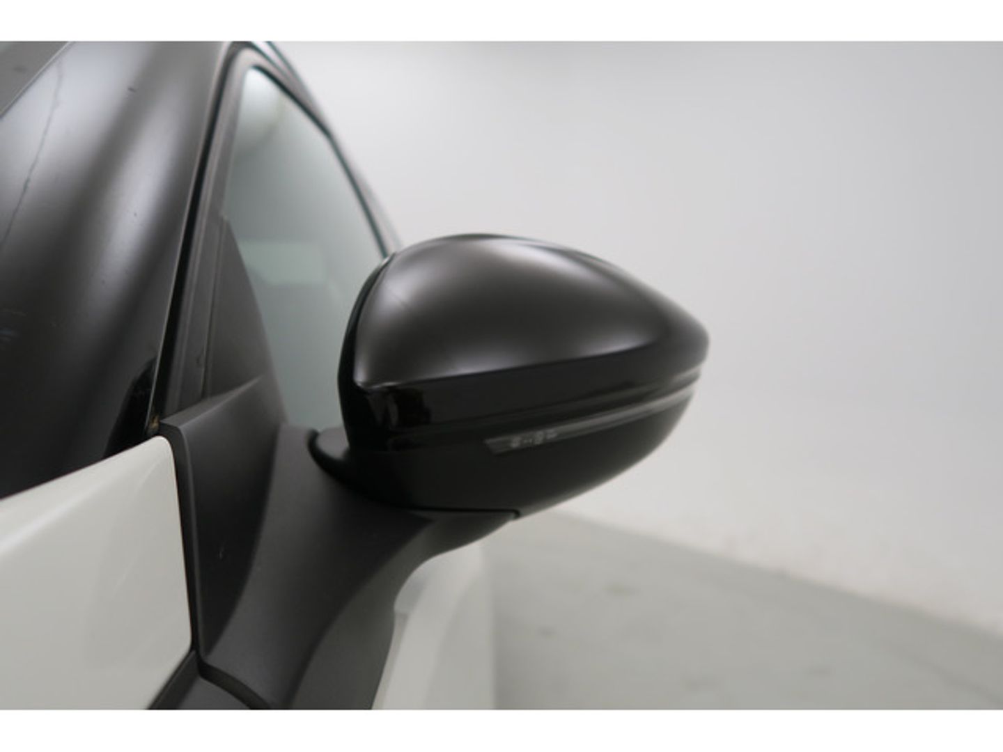 Peugeot 2008 PureTech 130 S&S GT EAT8 96 kW (130 CV)