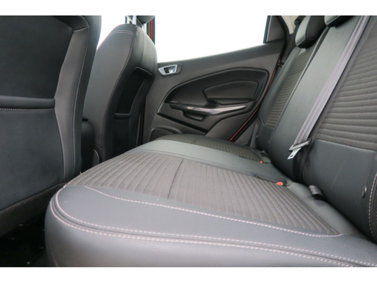 Ford EcoSport 1.0T EcoBoost S&S Titanium 92 kW (125 CV)