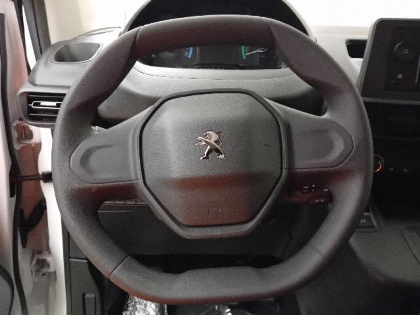 Peugeot e-Partner e-Electico Standard 800kg 100 kW (136 CV)