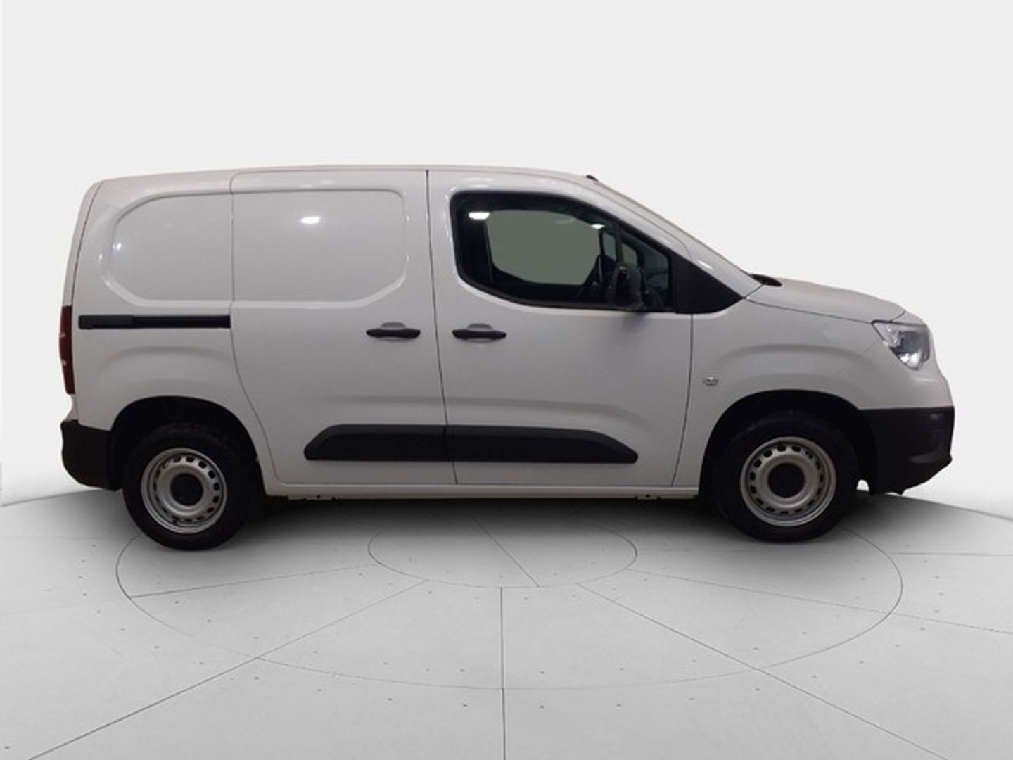 Opel Combo Cargo 1.5 TD L 650kg 75 kW (102 CV)