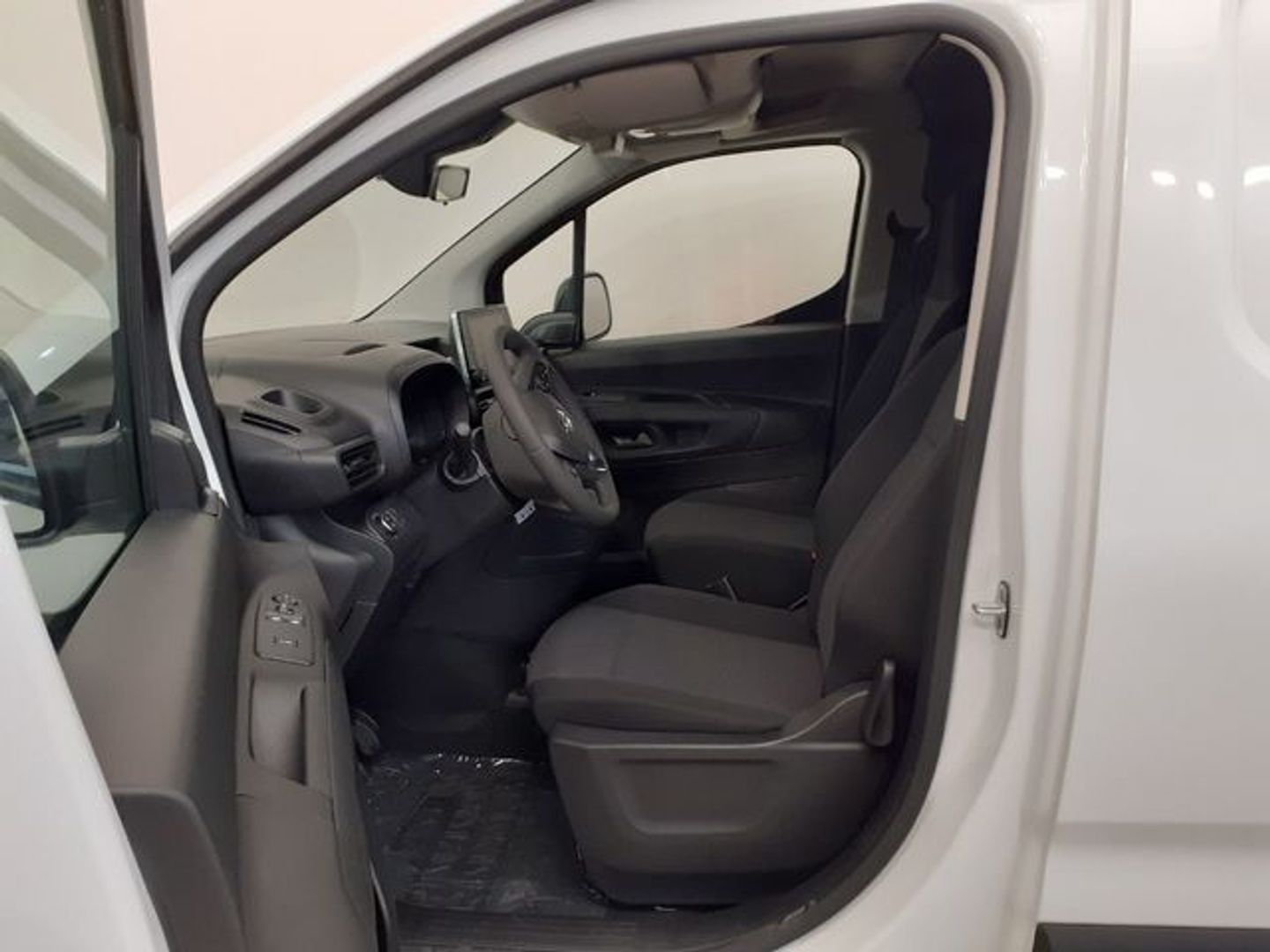 Opel Combo Cargo 1.5 TD L 650kg 75 kW (102 CV)