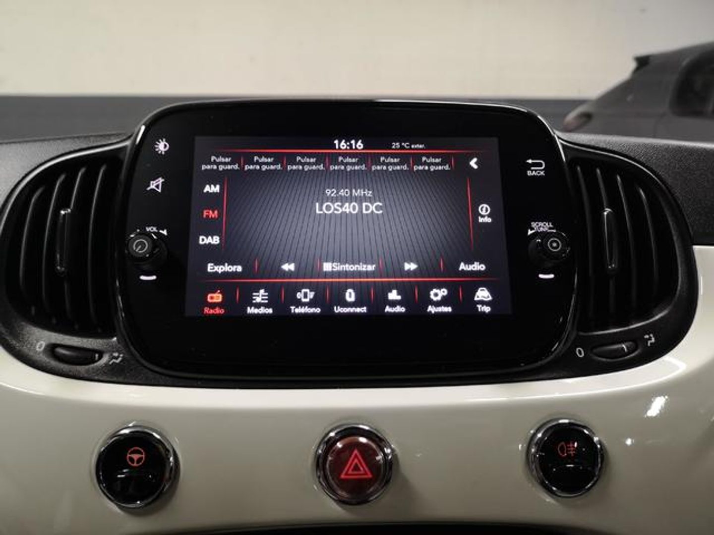 Fiat 500 1.0 Hybrid Dolcevita 51 kW (70 CV)