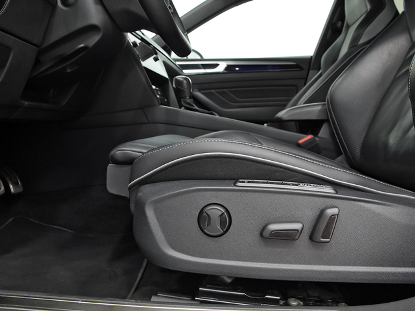 Volkswagen Arteon R-Line 2.0 TDI 110 kW (150 CV) DSG