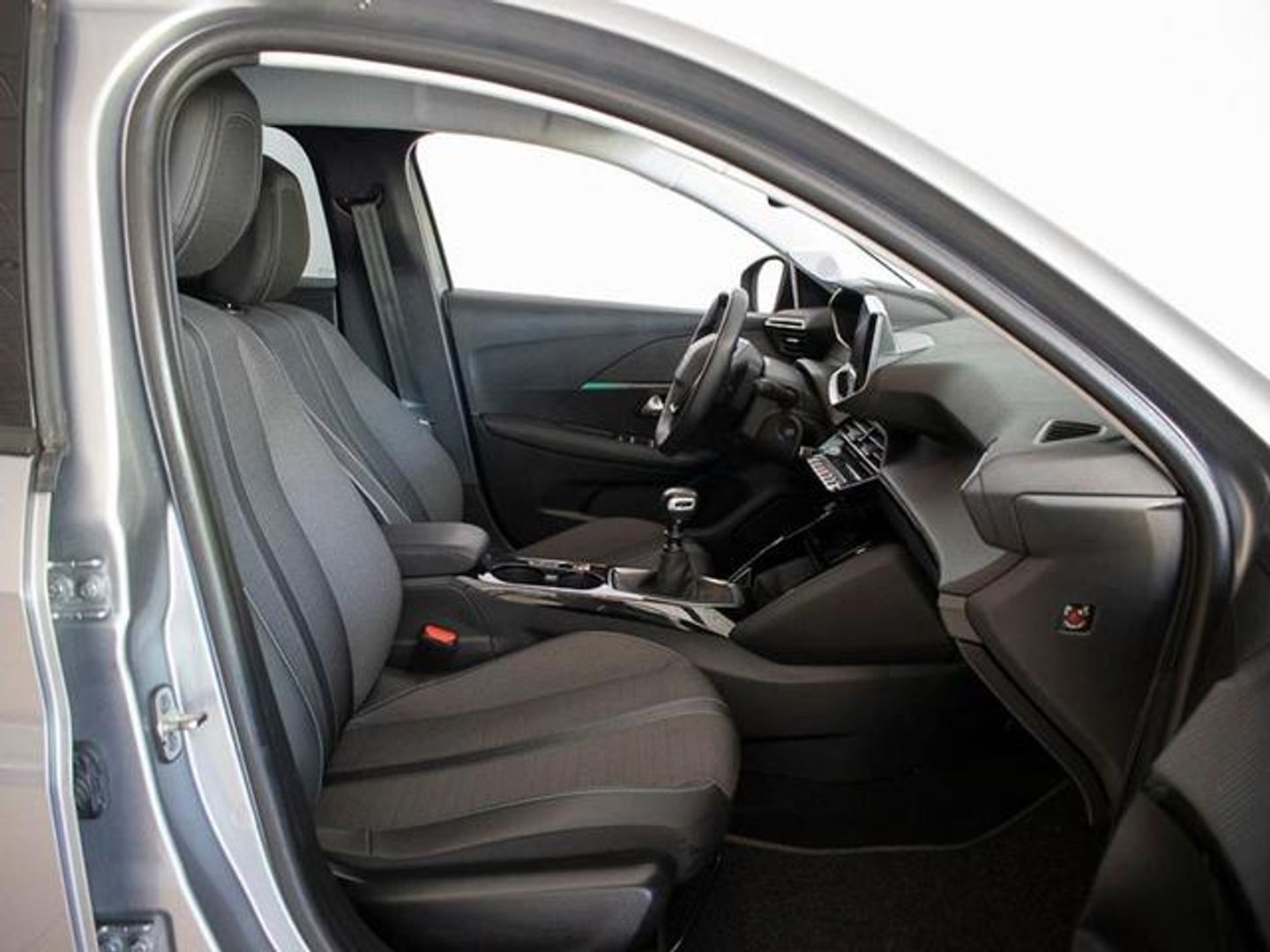 Peugeot 208 PureTech 100 Allure 75 kW (100 CV)