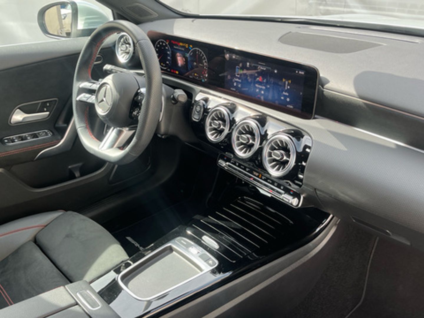 Mercedes-Benz Clase A 250 e 160 kW (218 CV)
