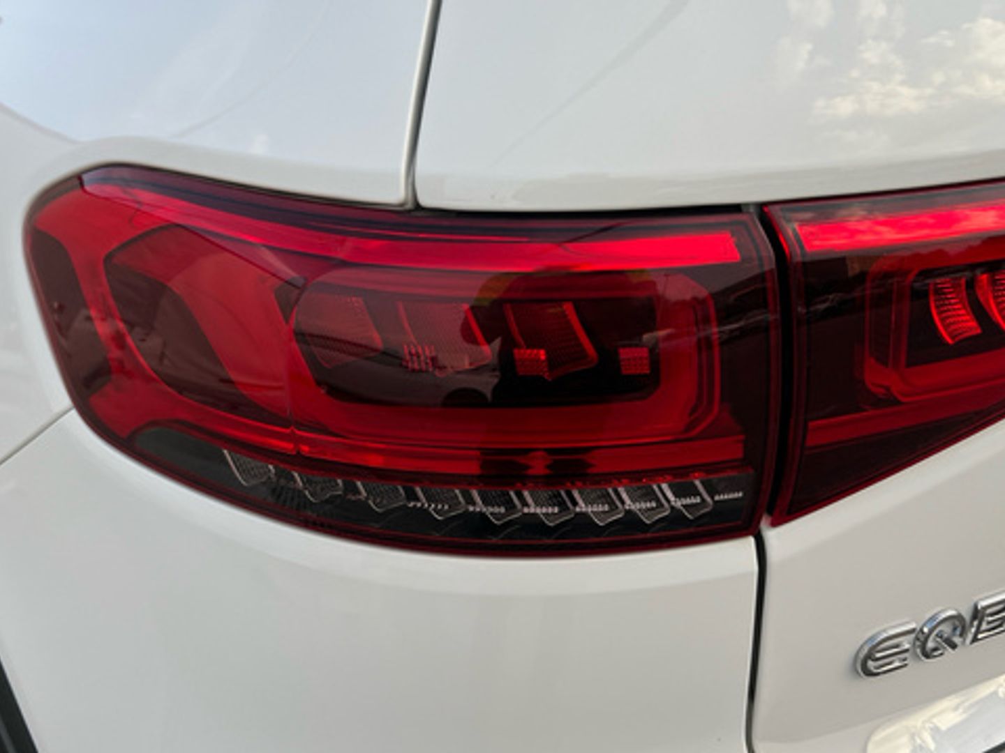 Mercedes-Benz EQB 300 4Matic 168 kW (228 CV)