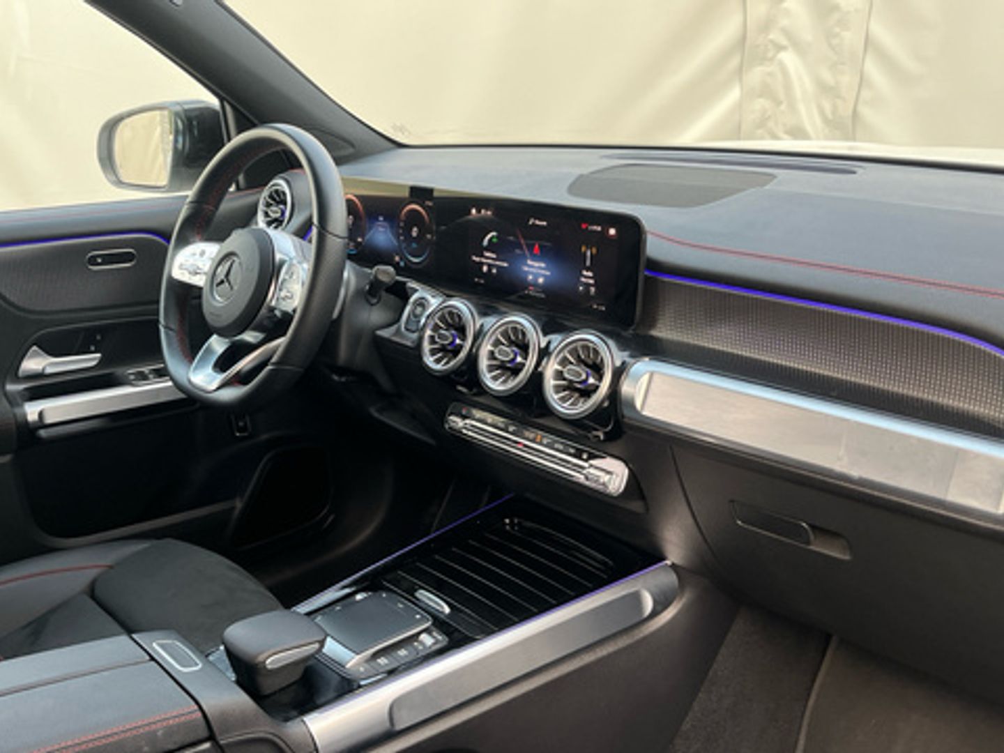 Mercedes-Benz EQB 300 4Matic 168 kW (228 CV)