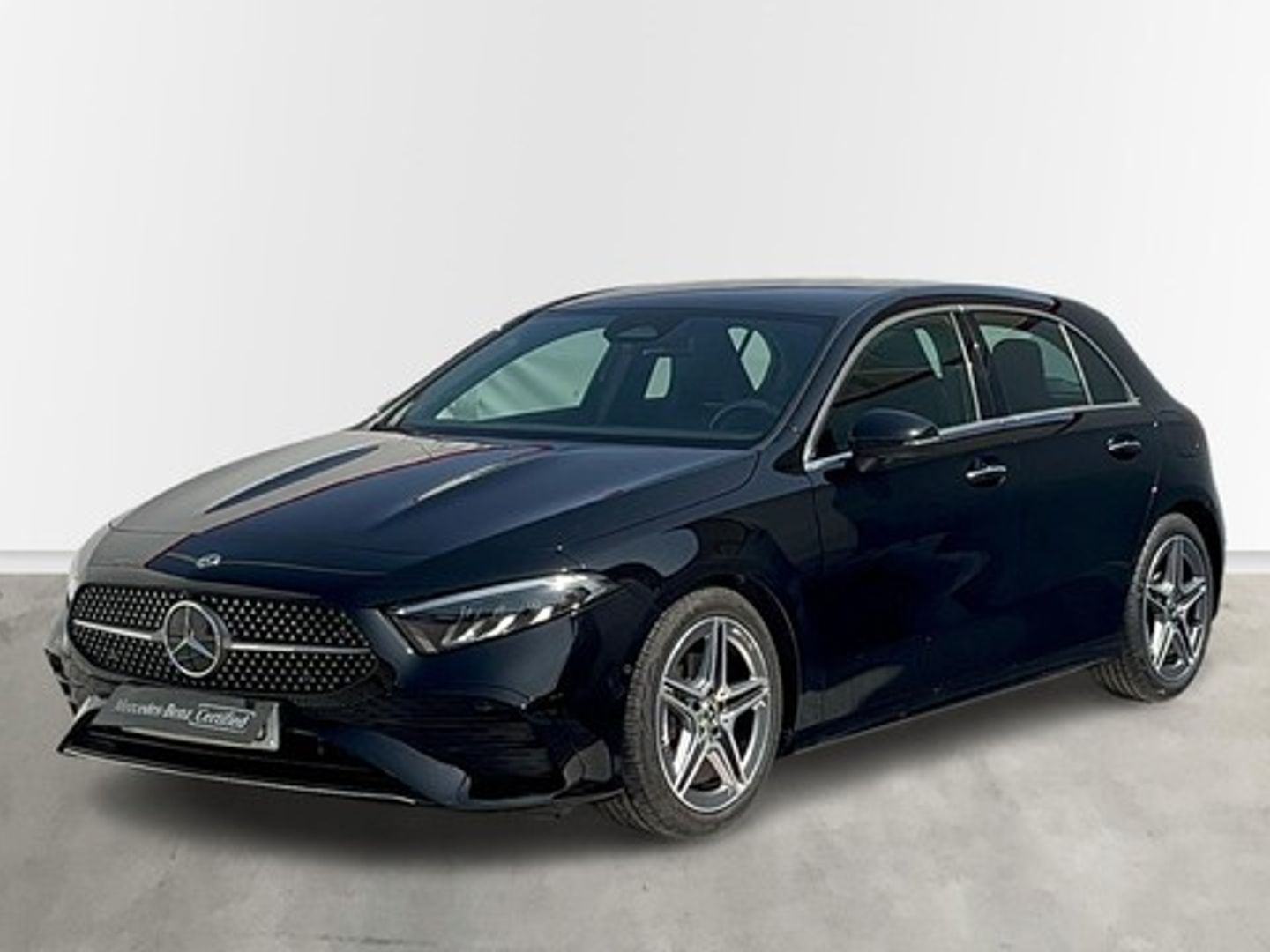 Mercedes-Benz Clase A 180 100 kW (136 CV) Negro Compact