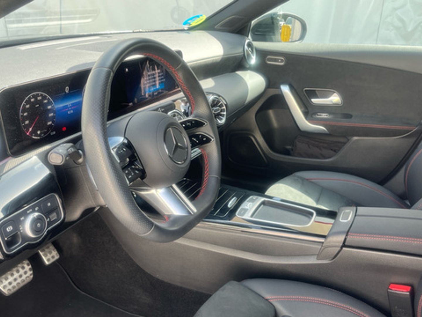 Mercedes-Benz Clase A 180 100 kW (136 CV)