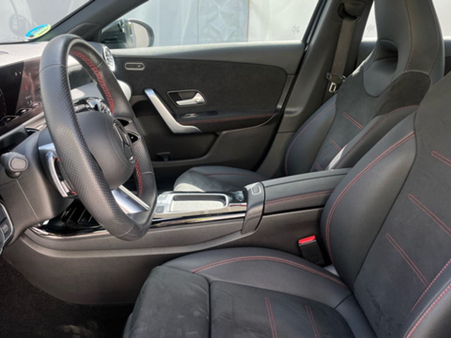 Mercedes-Benz Clase A 180 100 kW (136 CV)