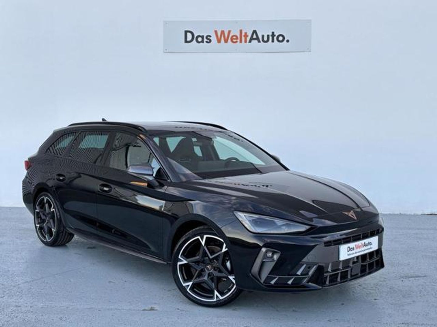 CUPRA Leon Sportstourer 1.5 eTSI DSG 110 kW (150 CV) Negro Familiar