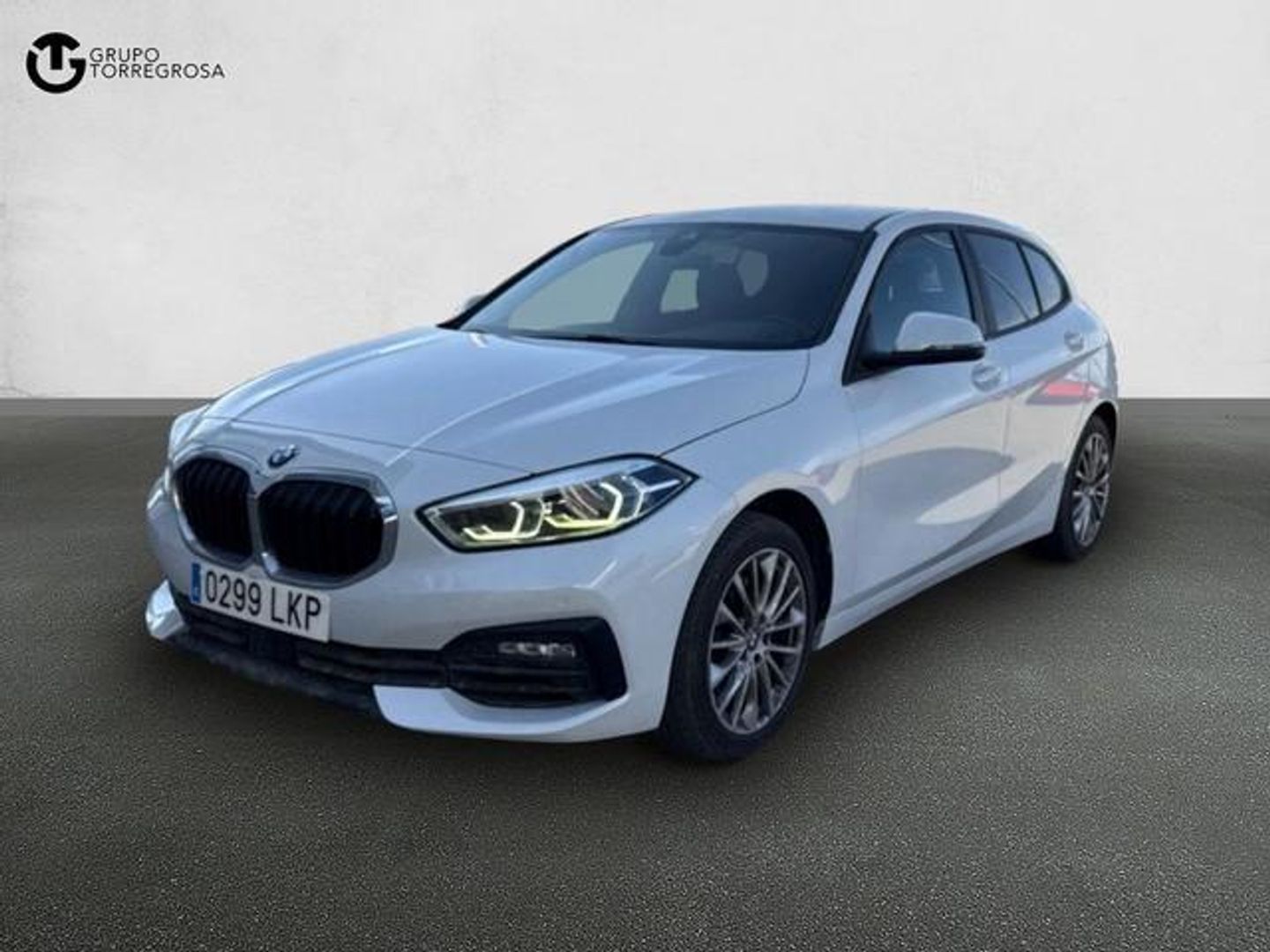 BMW Serie 1 118i 103 kW (140 CV) Blanco Sedan