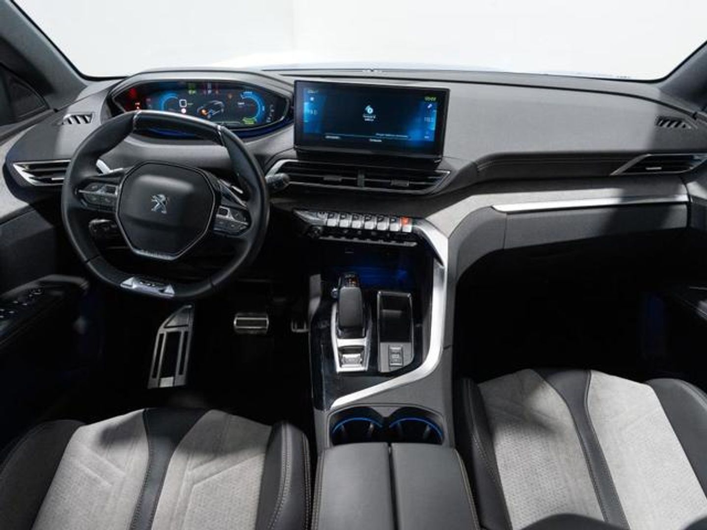Peugeot 3008 Hybrid 225 GT e-EAT8 165 kW (225 CV)