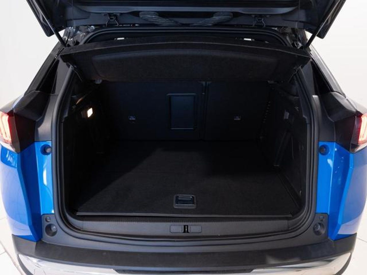 Peugeot 3008 Hybrid 225 GT e-EAT8 165 kW (225 CV)