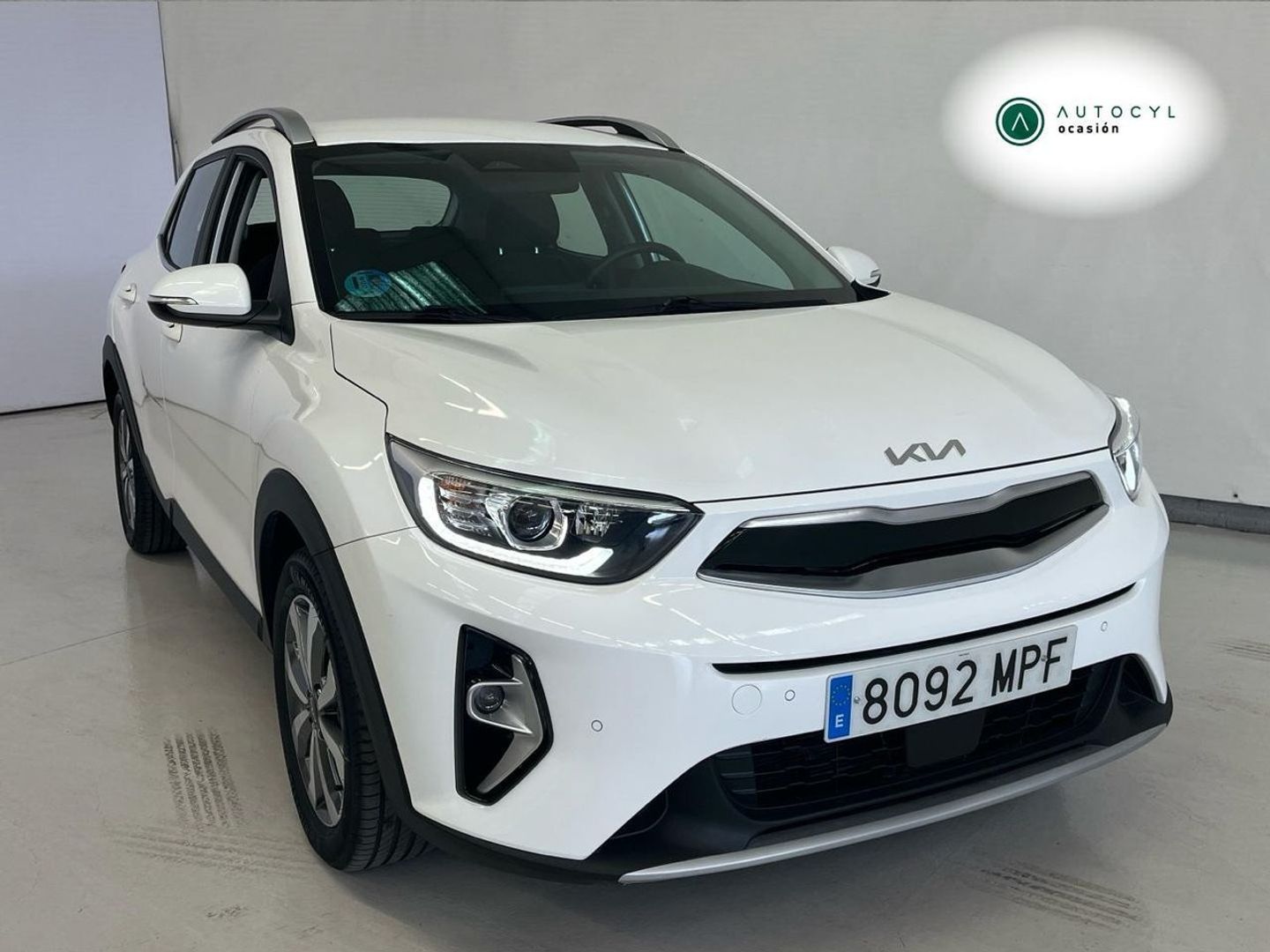 Kia Stonic 1.0 T-GDi MHEV Drive 74 kW (100 CV) Blanco SUV