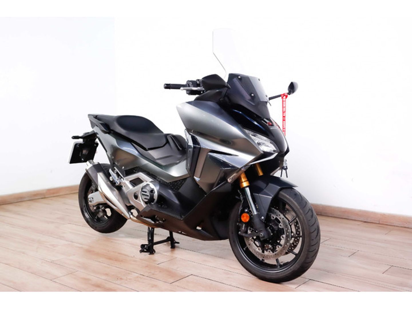 Honda Forza 750