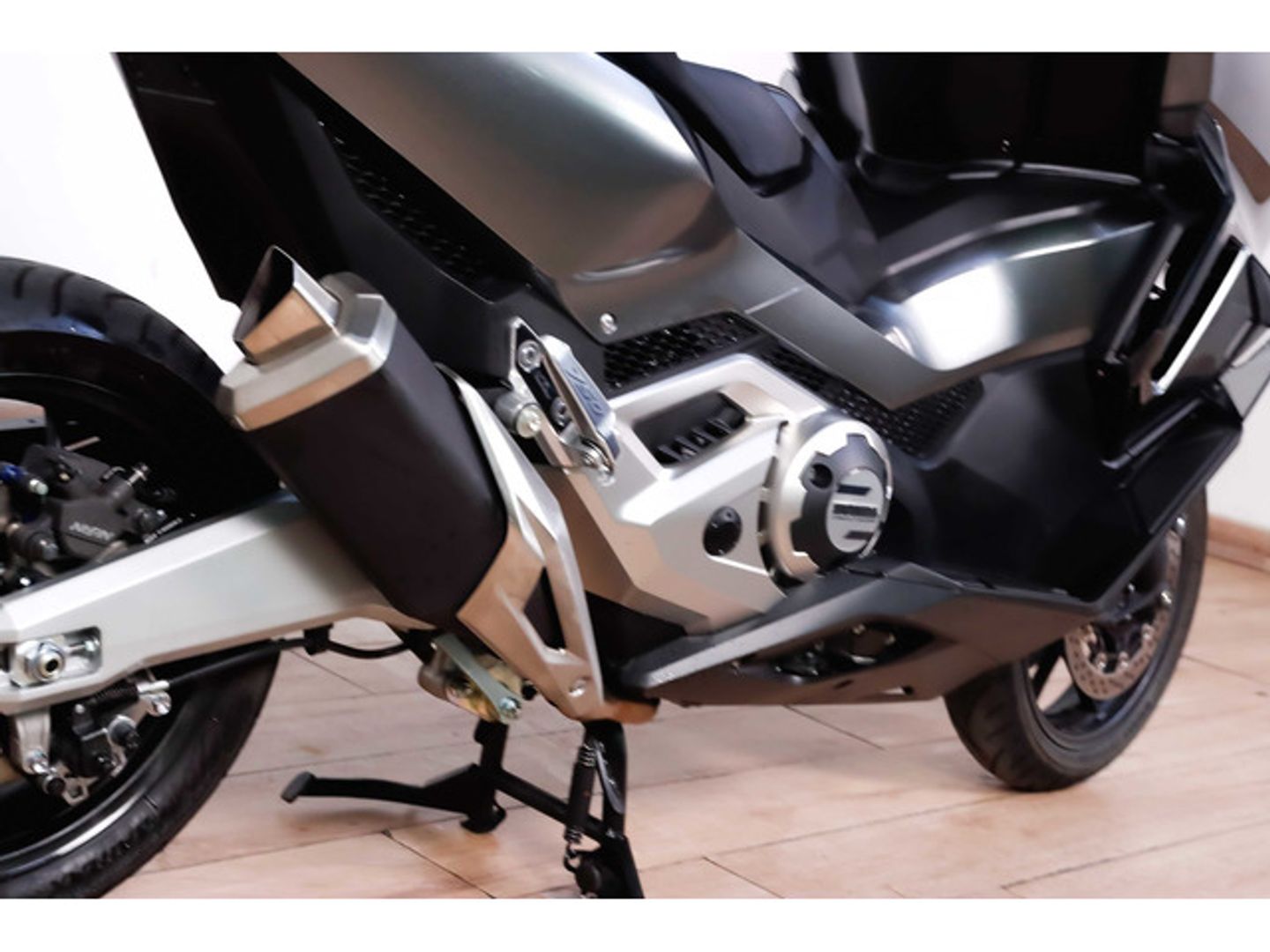 Honda Forza 750