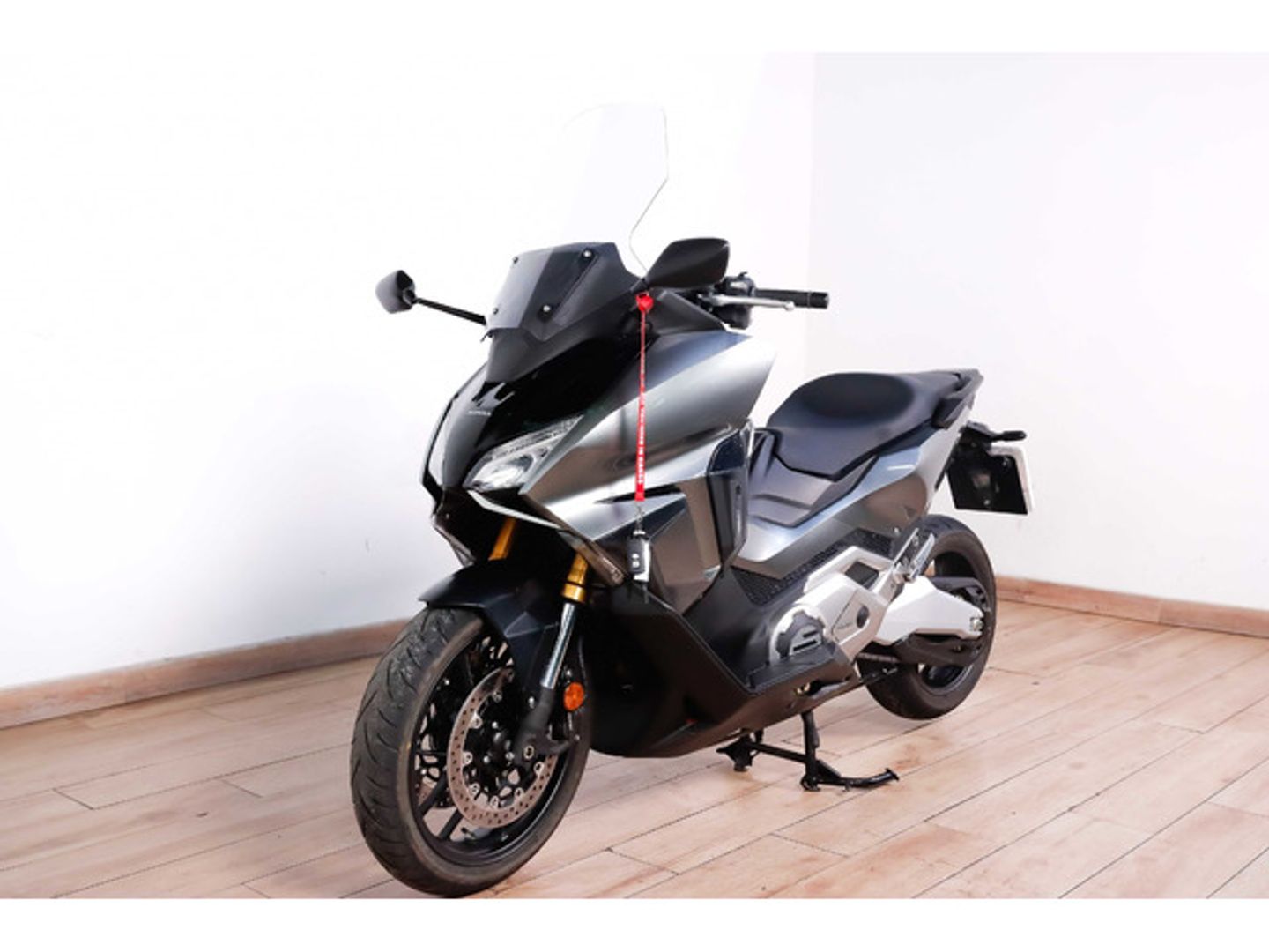 Honda Forza 750