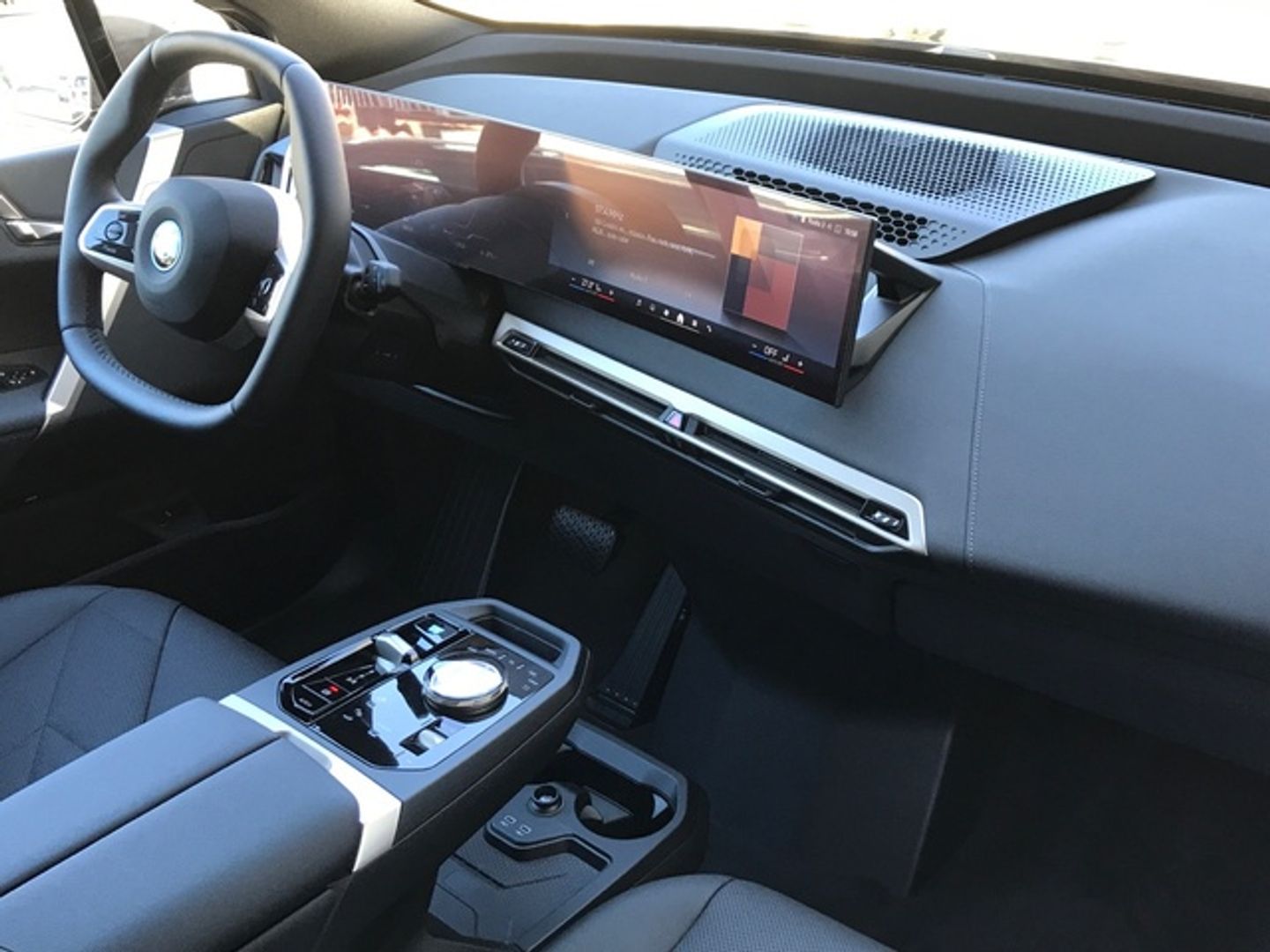 BMW iX xDrive40 240 kW (326 CV)