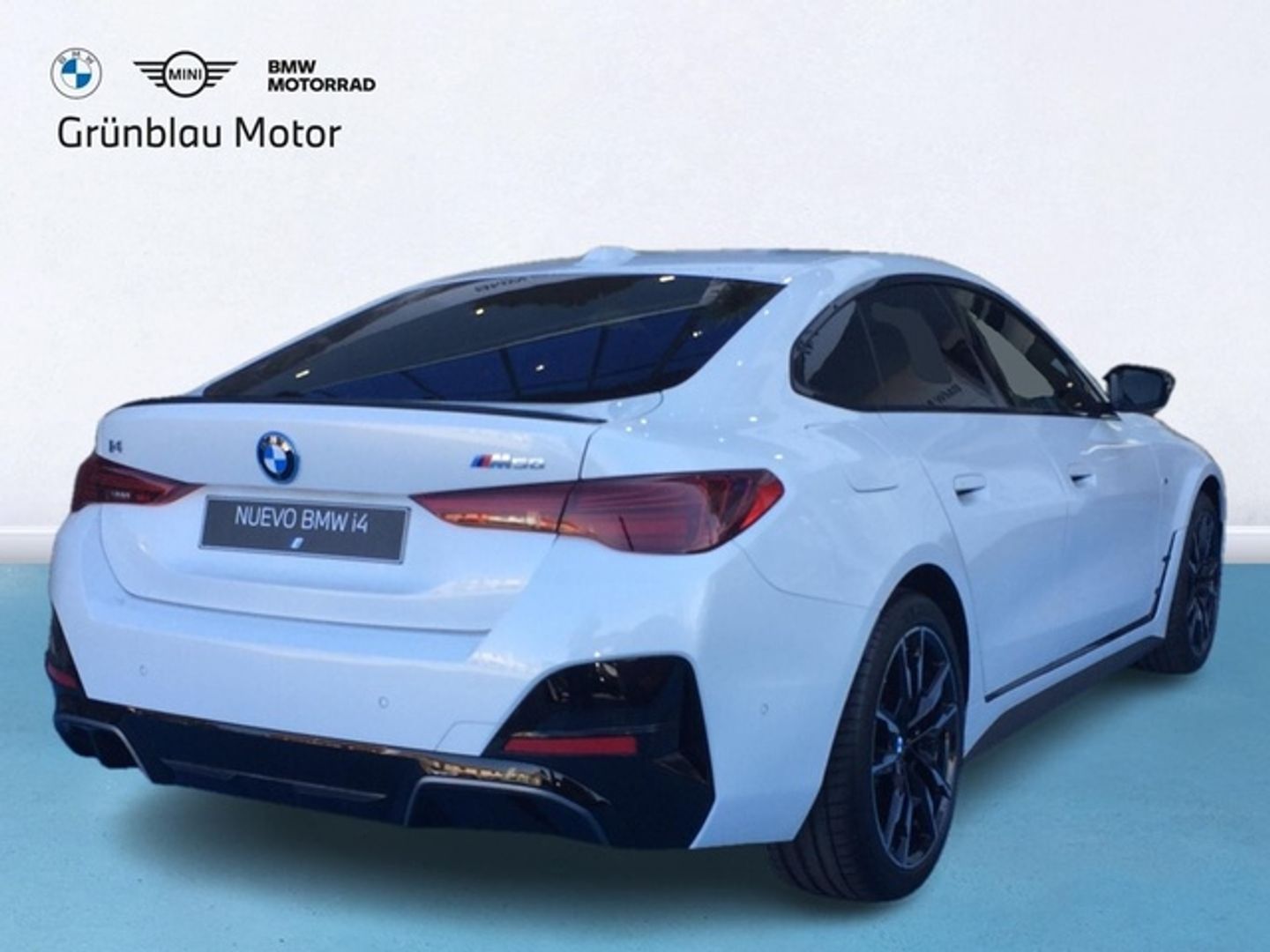 BMW i4 M50 400 kW (544 CV)