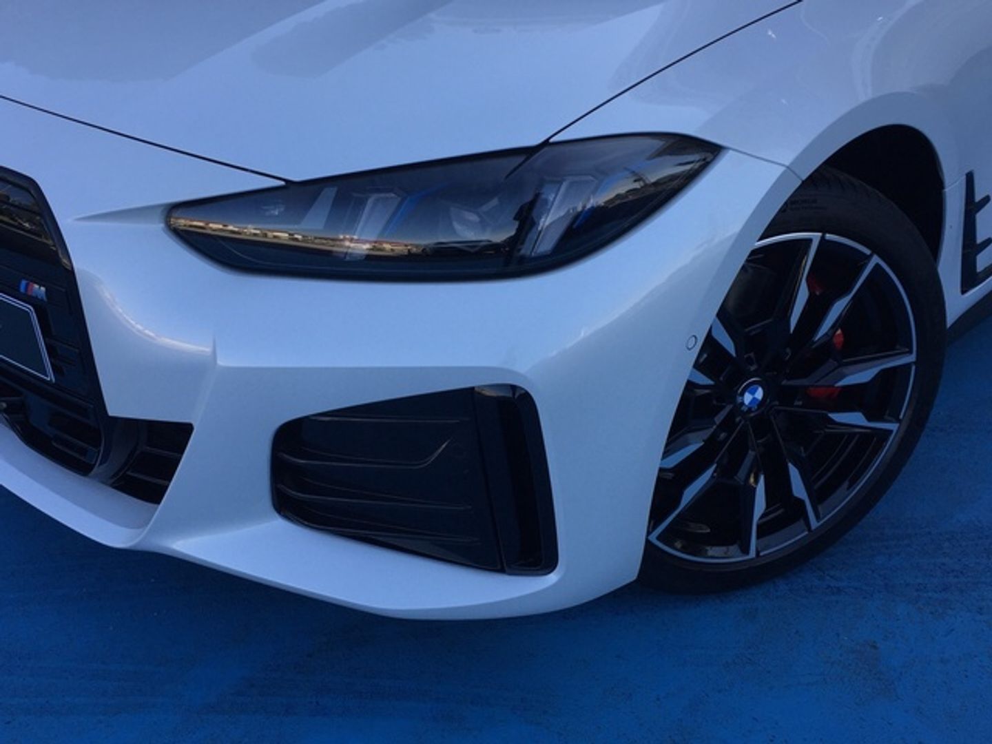 BMW i4 M50 400 kW (544 CV)