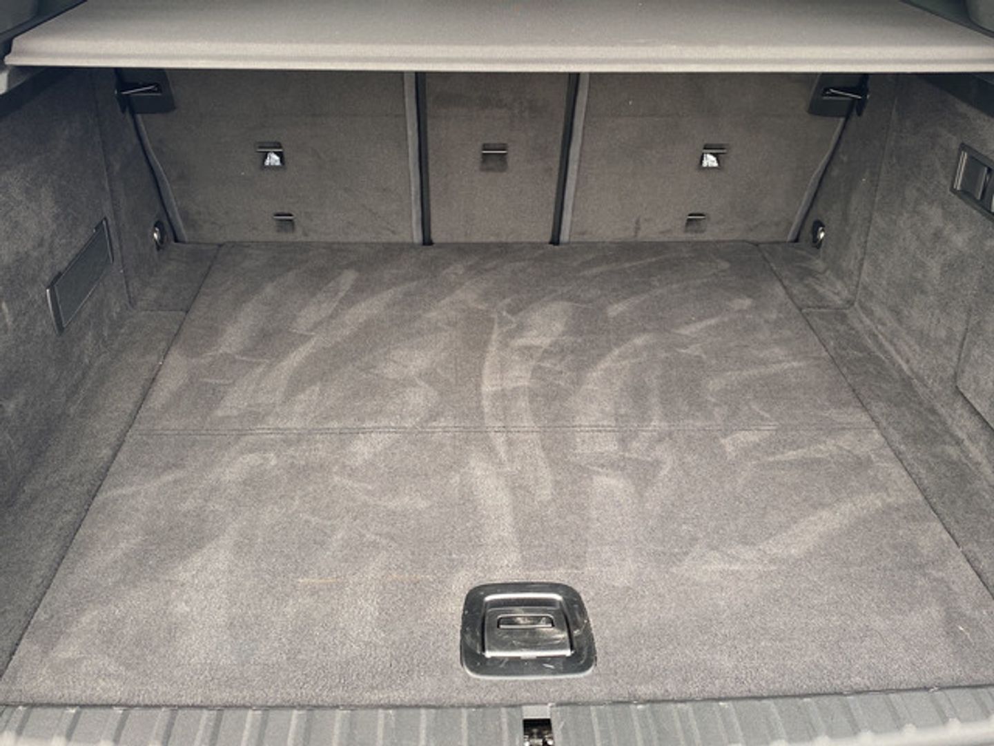 BMW iX xDrive40 240 kW (326 CV)