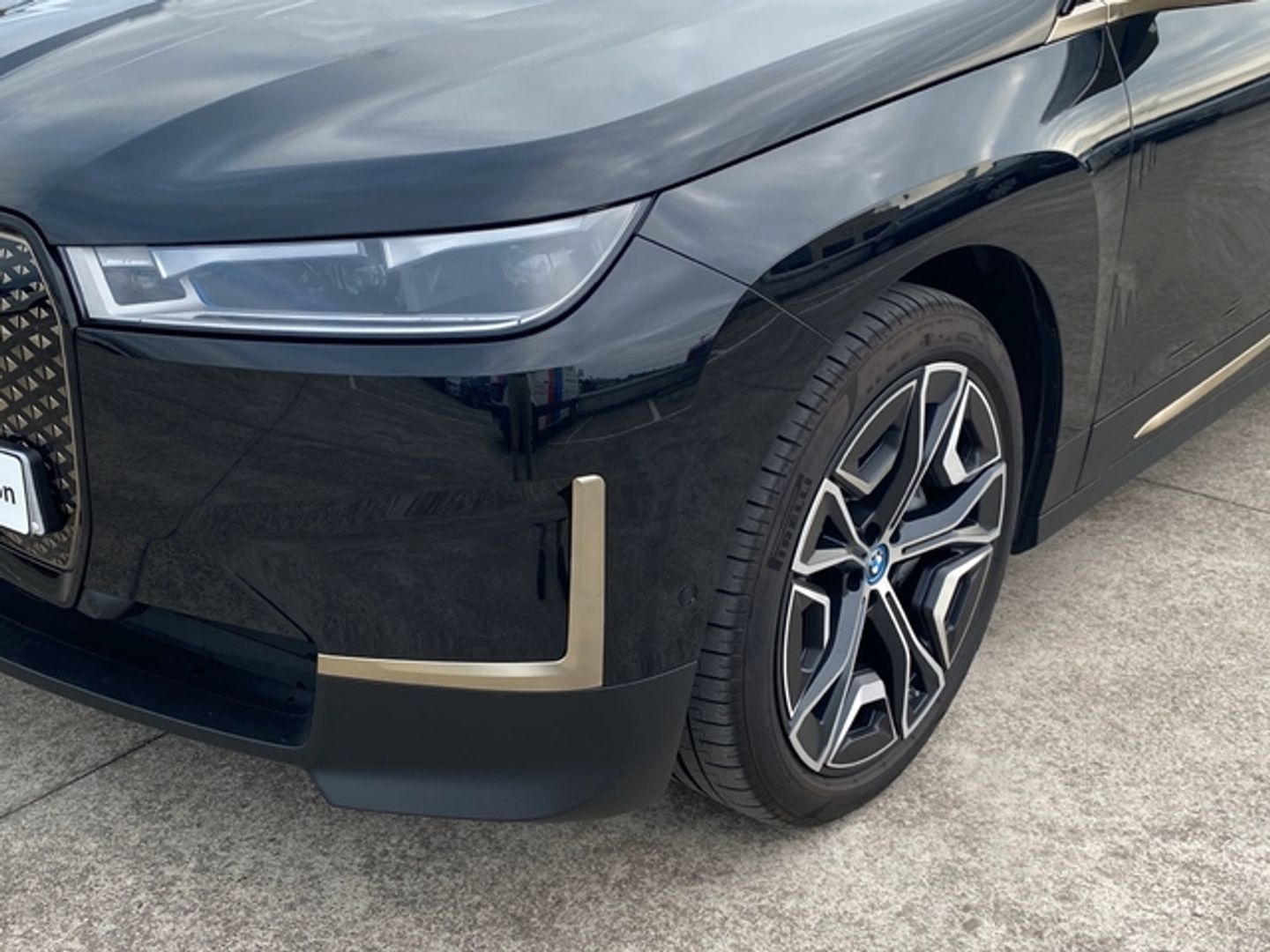 BMW iX xDrive40 240 kW (326 CV)