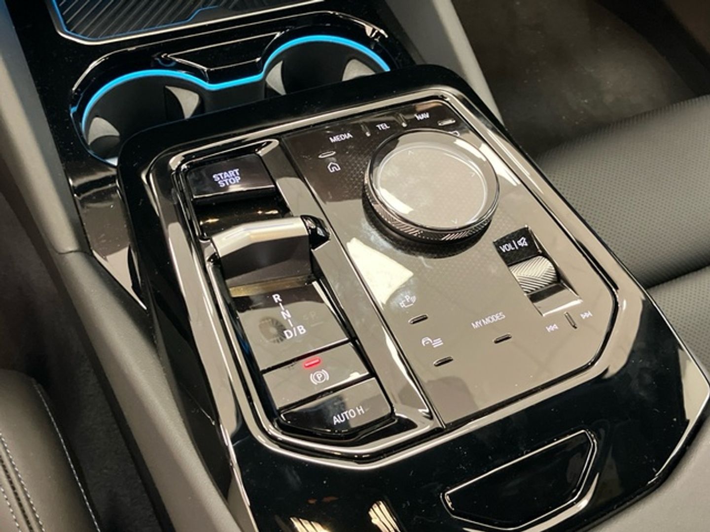 BMW i5 eDrive40 250 kW (340 CV)