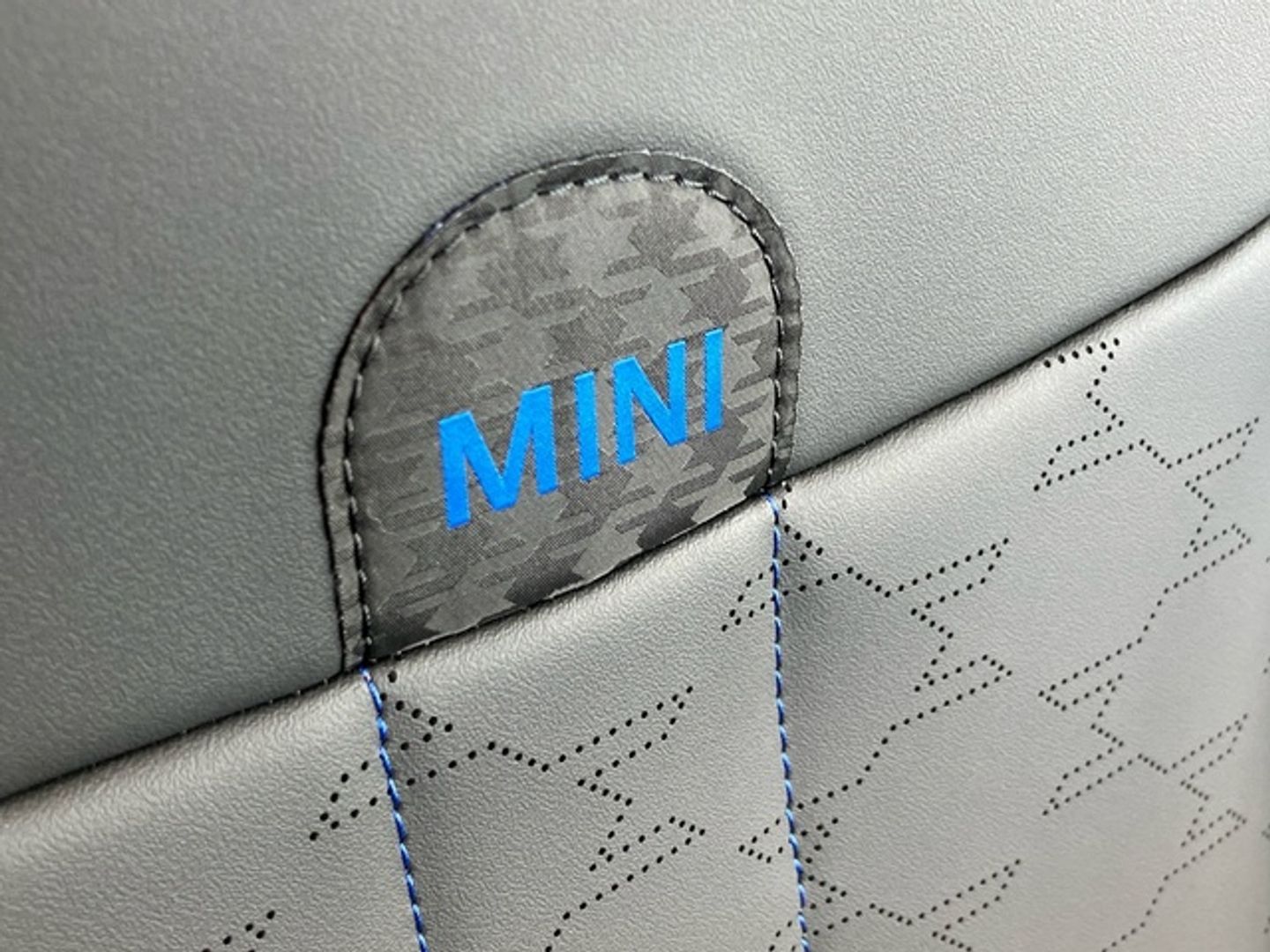 MINI MINI Countryman D 120 kW (163 CV)