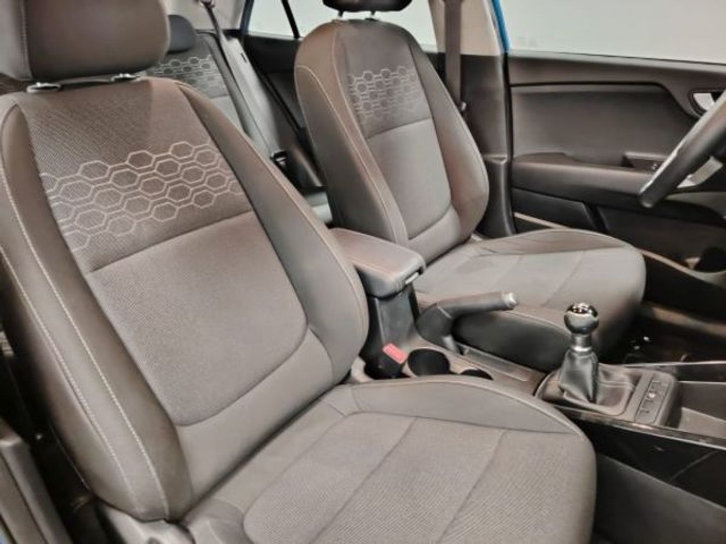 Kia Rio 1.2 DPi Concept 62 kW (84 CV)