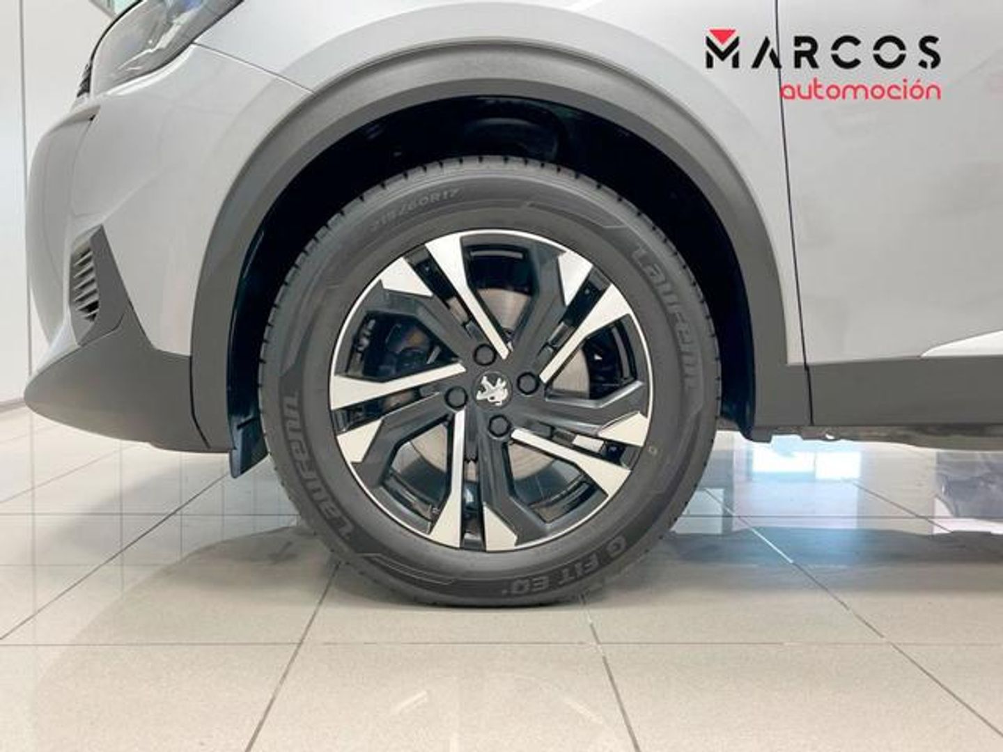 Peugeot 2008 BlueHDi 130 S&S Allure Pack EAT8 96 kW (130 CV)
