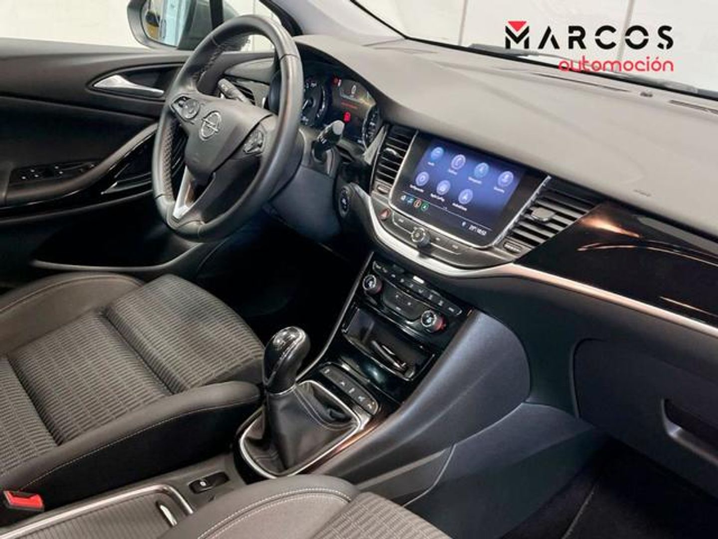 Opel Astra 1.2 Turbo SHR Elegance 107 kW (145 CV)