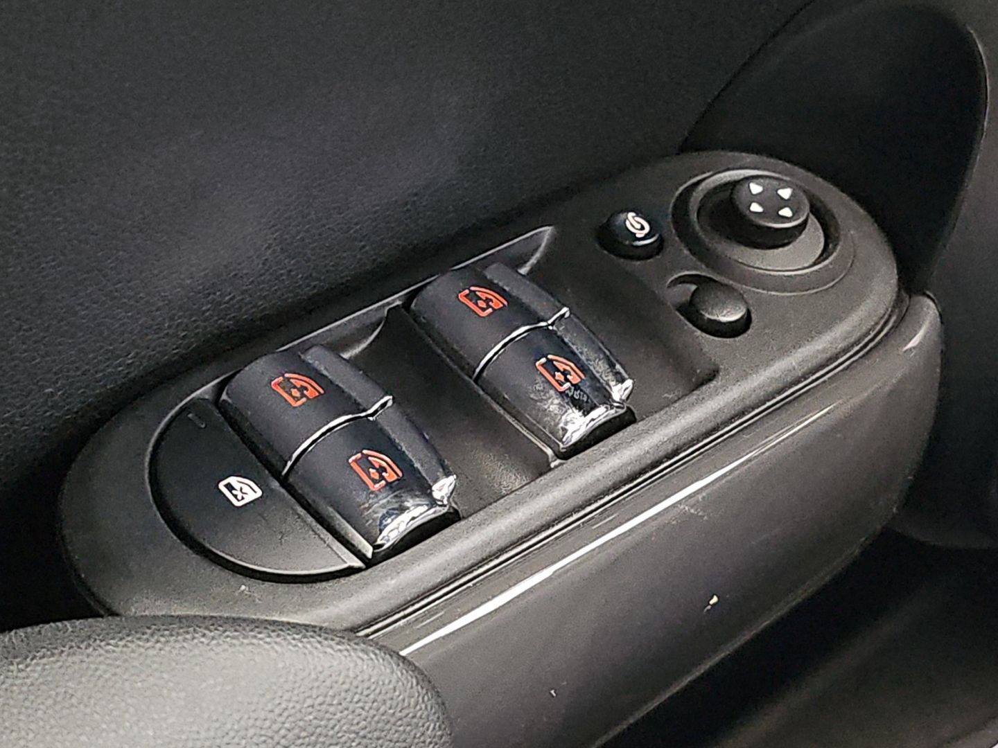 MINI MINI 5 Puertas Cooper 100 kW (136 CV)