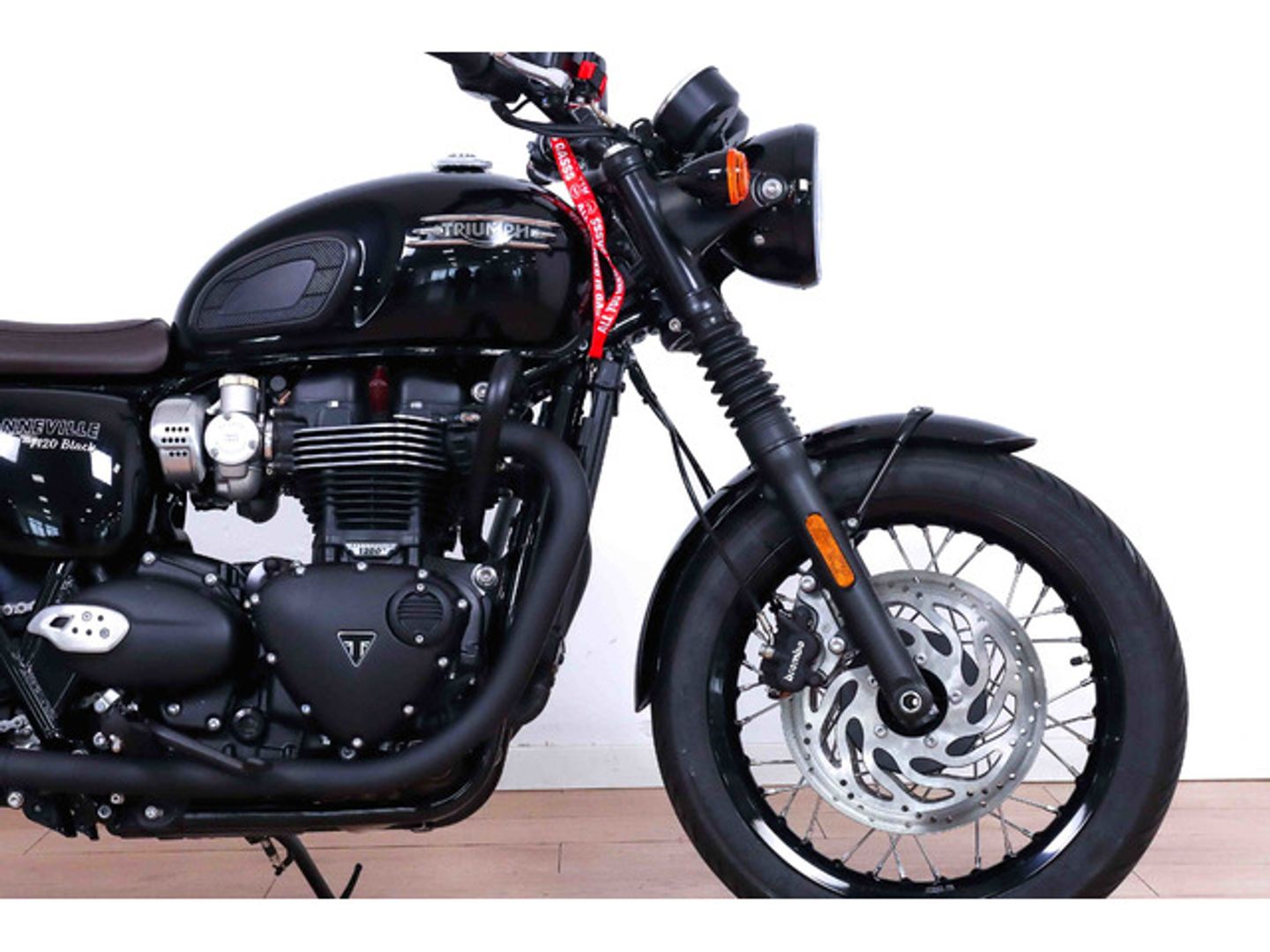 Triumph Bonneville T 120 Black