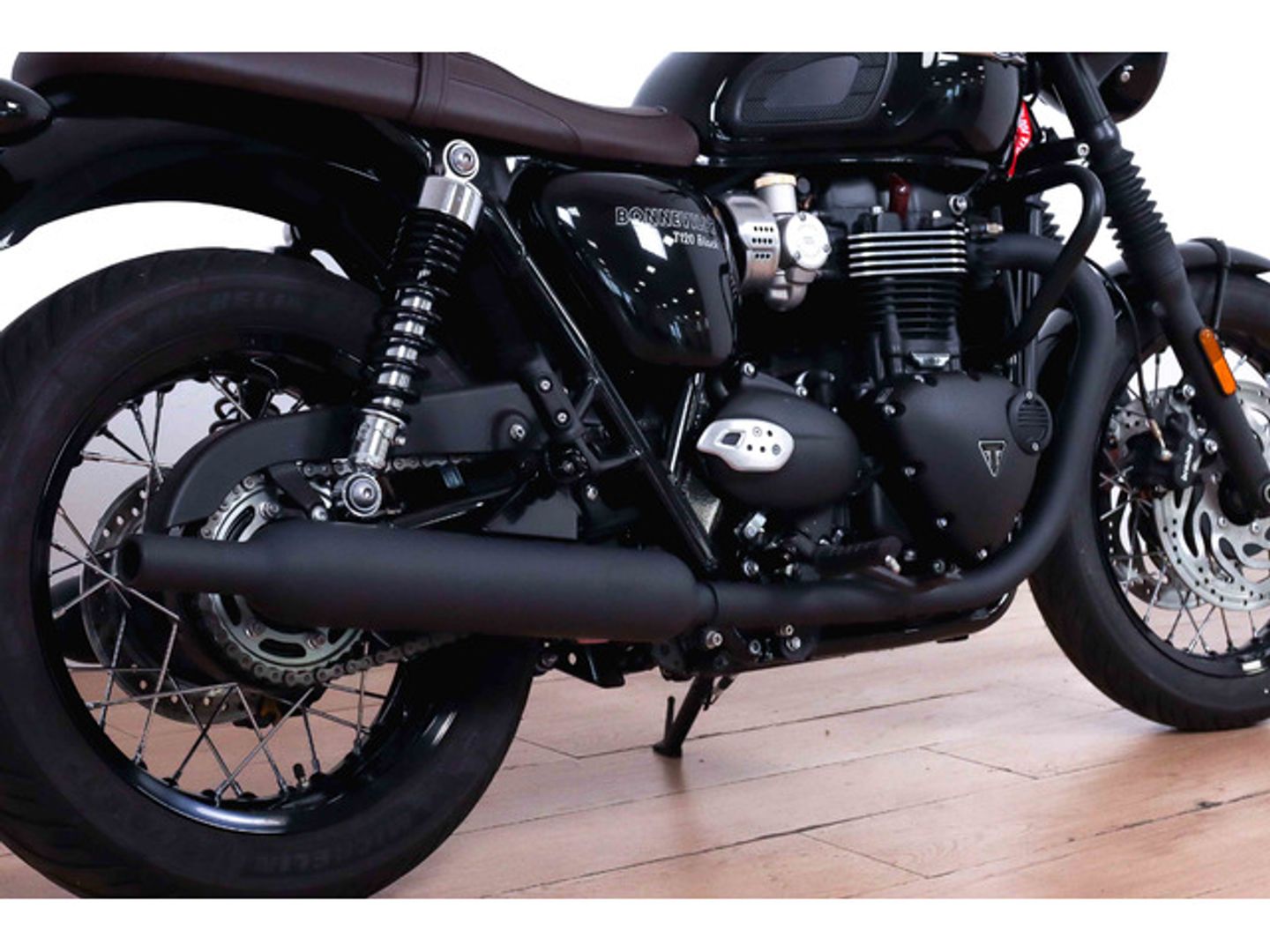 Triumph Bonneville T 120 Black