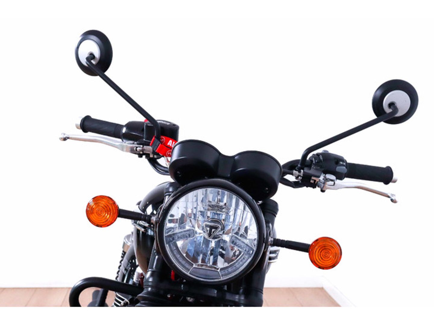 Triumph Bonneville T 120 Black