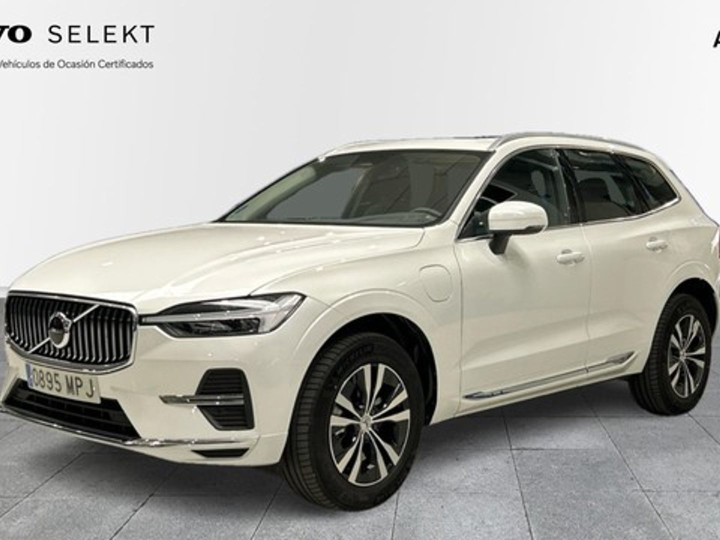 Volvo XC60 T6 Recharge Core AWD Auto 257 kW (350 CV) Blanco SUV