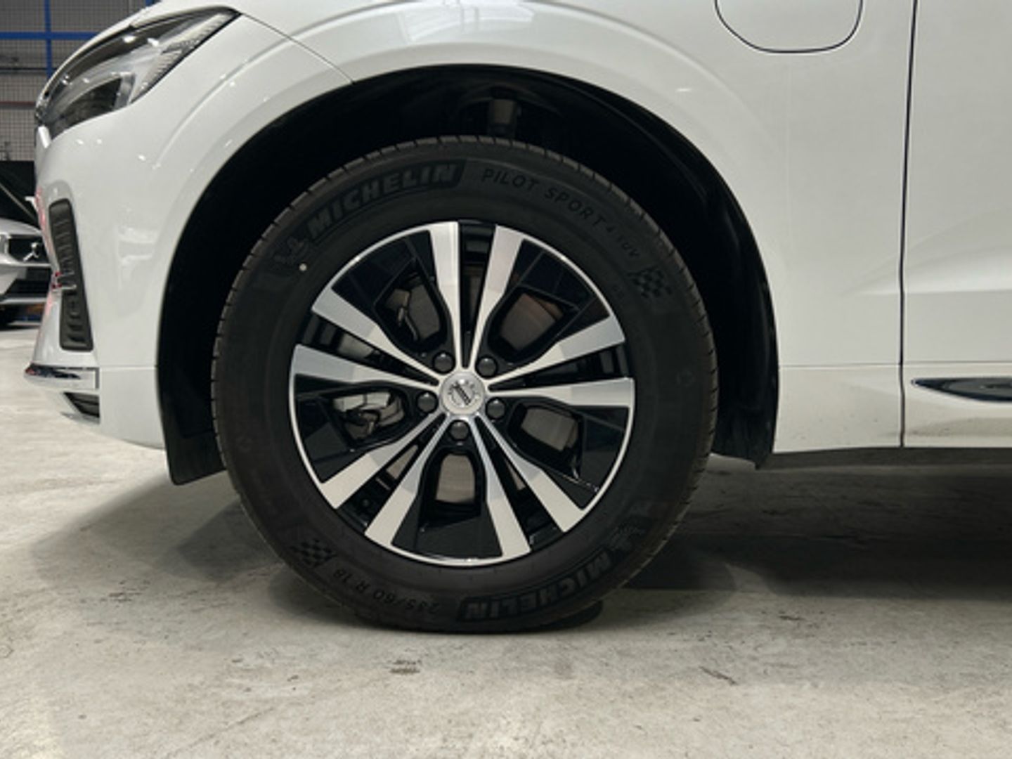 Volvo XC60 T6 Recharge Core AWD Auto 257 kW (350 CV)