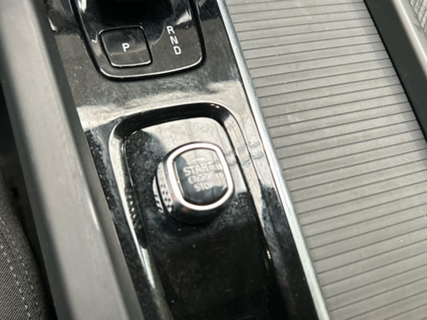 Volvo XC60 T6 Recharge Core AWD Auto 257 kW (350 CV)