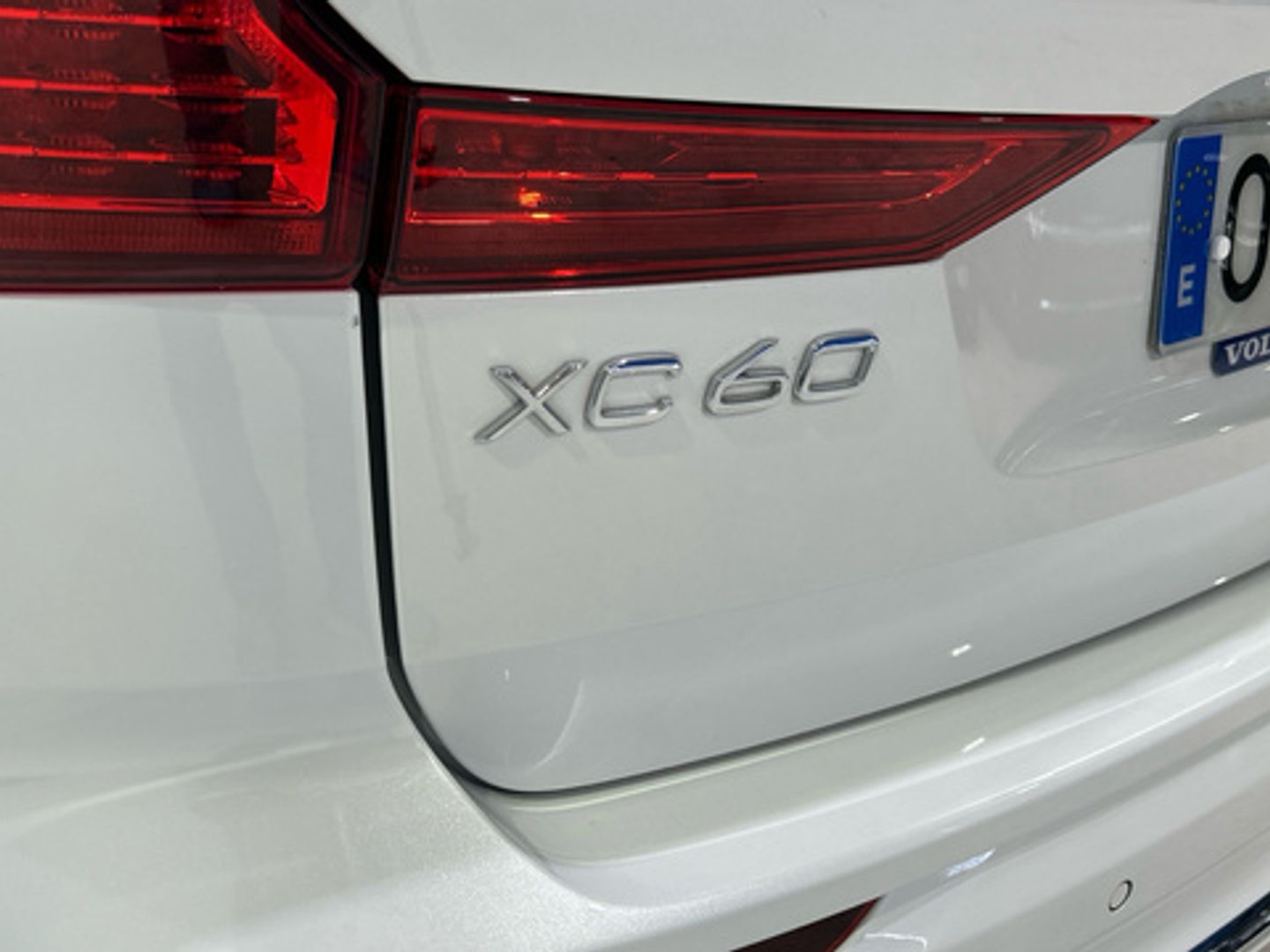 Volvo XC60 T6 Recharge Core AWD Auto 257 kW (350 CV)