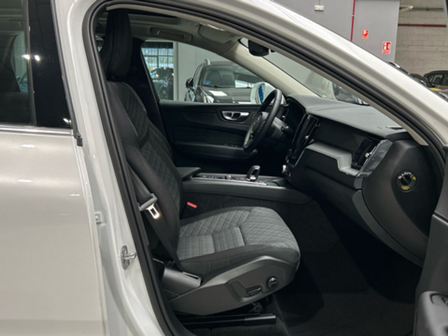 Volvo XC60 T6 Recharge Core AWD Auto 257 kW (350 CV)