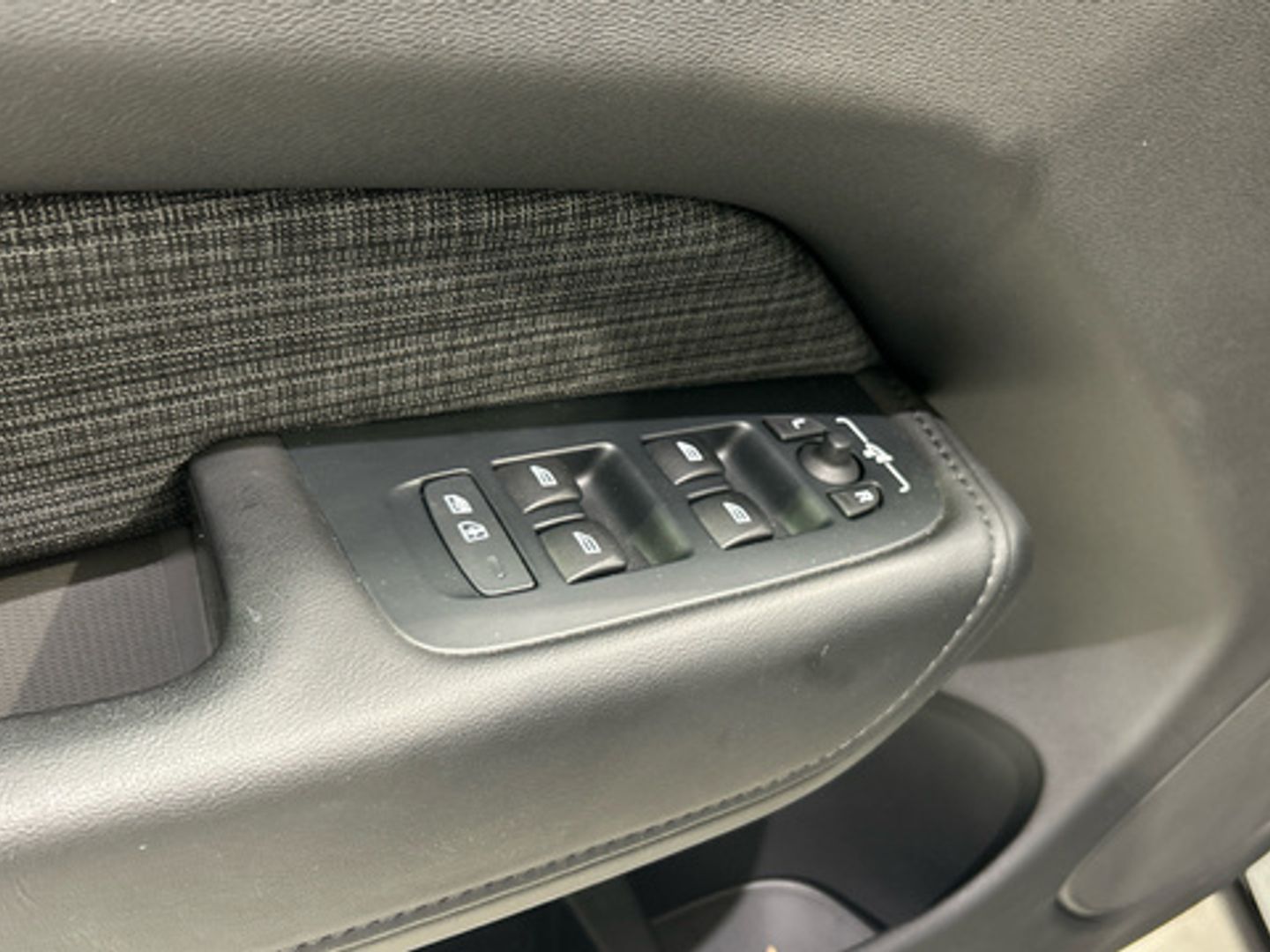 Volvo XC60 T6 Recharge Core AWD Auto 257 kW (350 CV)