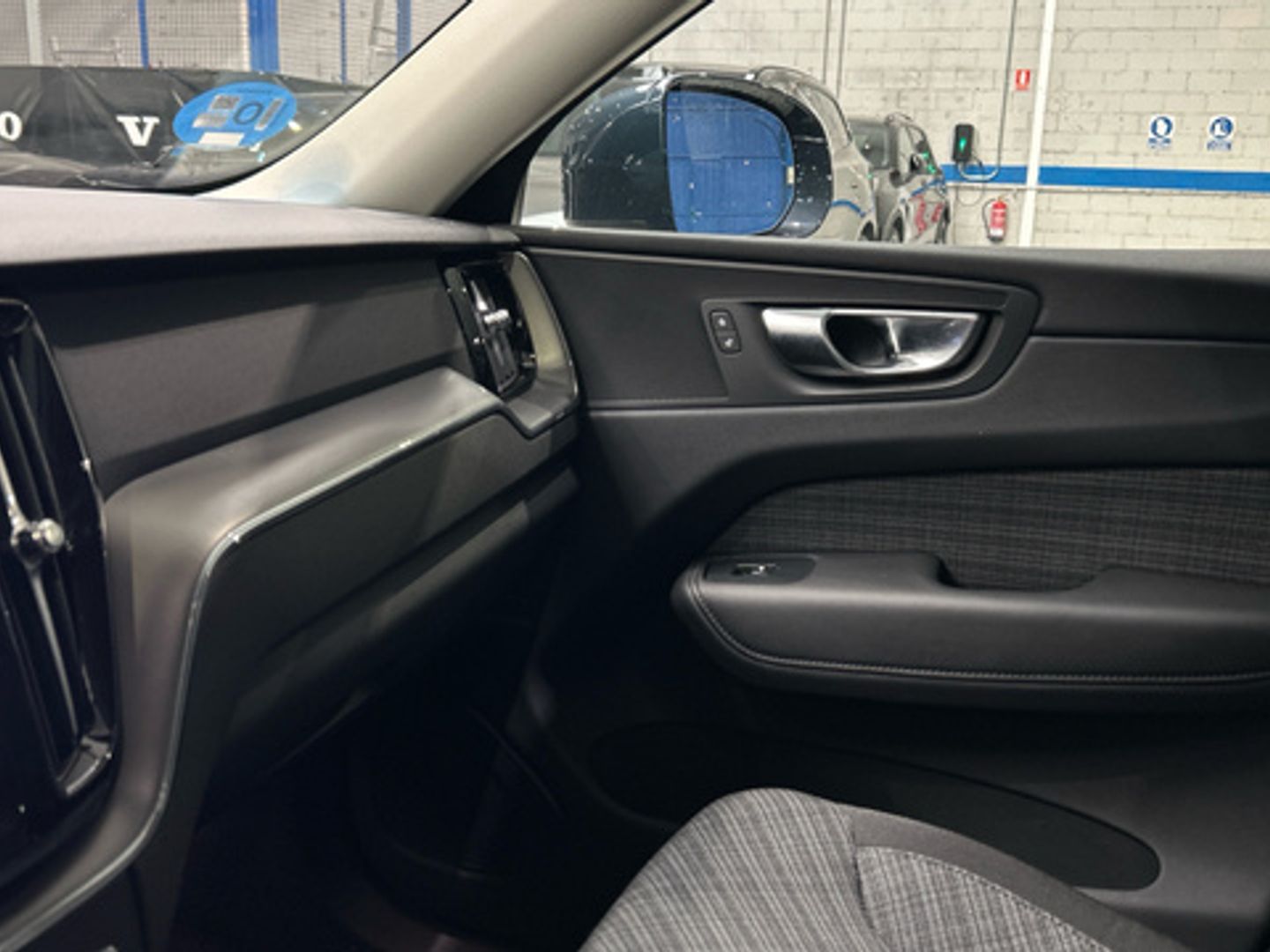Volvo XC60 T6 Recharge Core AWD Auto 257 kW (350 CV)