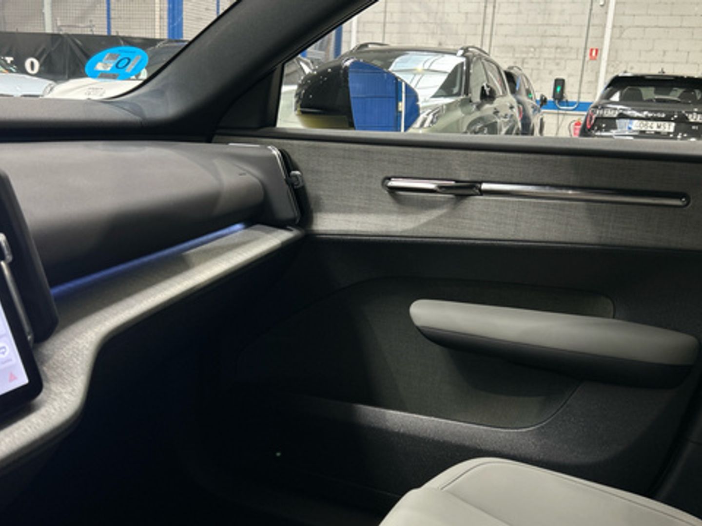Volvo EX30 Single Motor Extended Range Plus Auto 200 kW (272 CV)