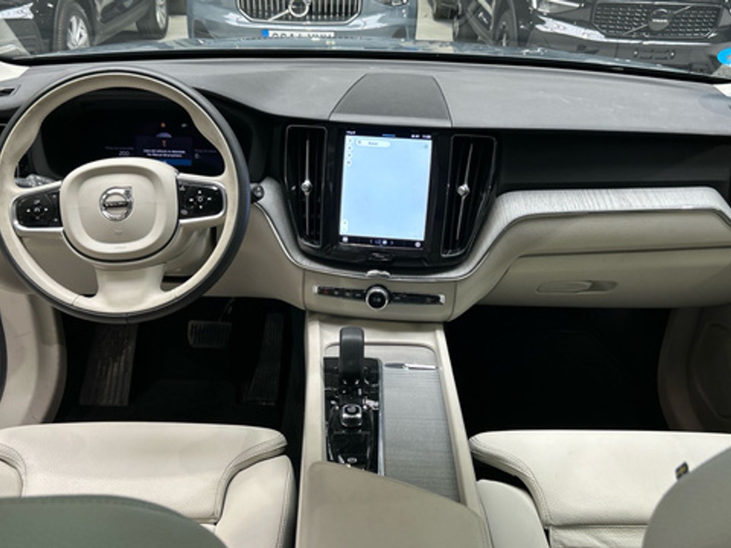 Volvo XC60 T6 Recharge Plus Dark AWD Auto 257 kW (350 CV)