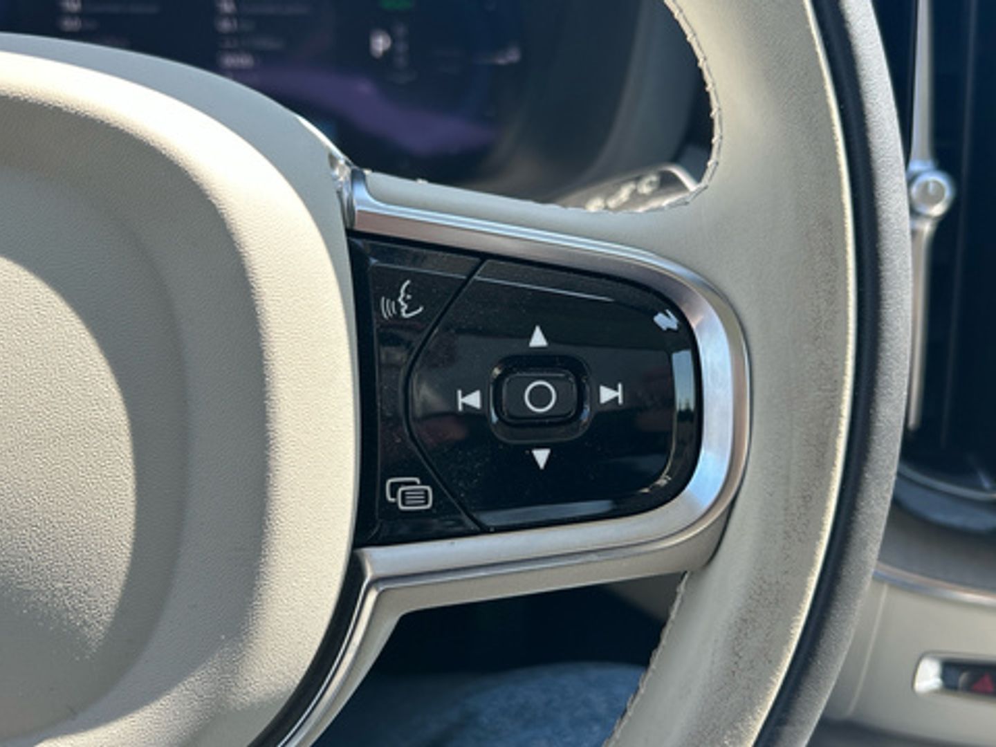 Volvo XC60 T6 Recharge Plus Dark AWD Auto 257 kW (350 CV)