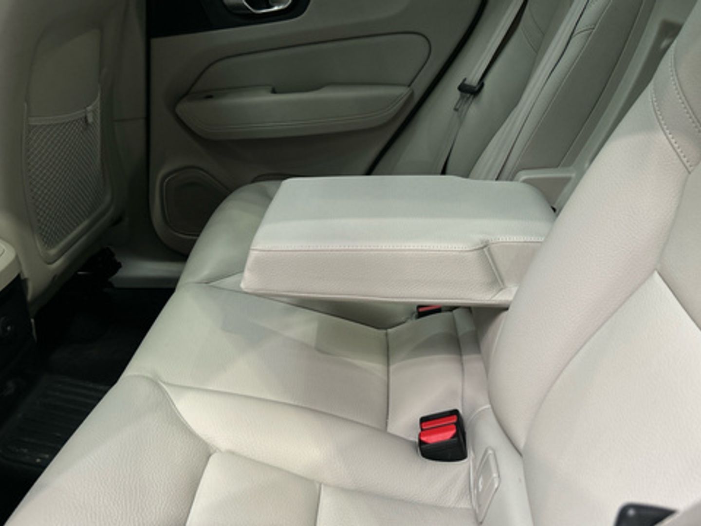 Volvo XC60 T6 Recharge Plus Dark AWD Auto 257 kW (350 CV)